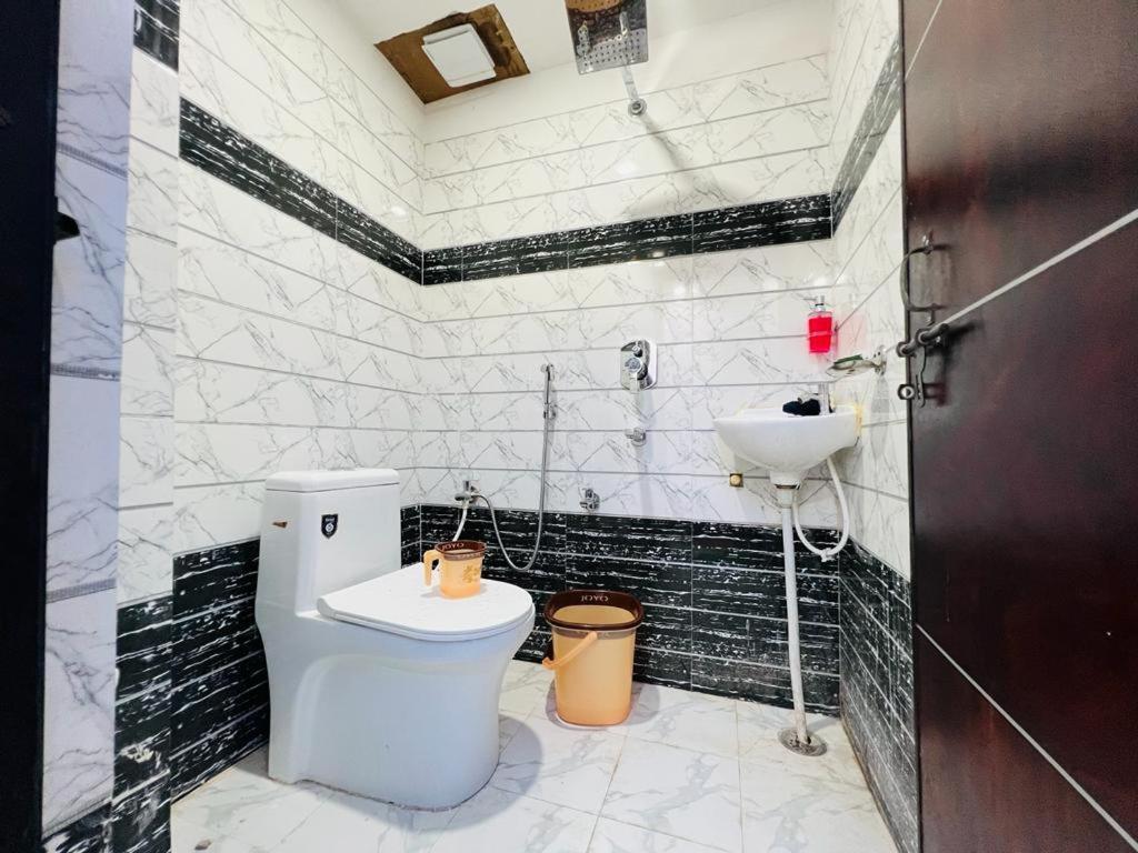 The Bella Guesthouse Varanasi Exterior photo